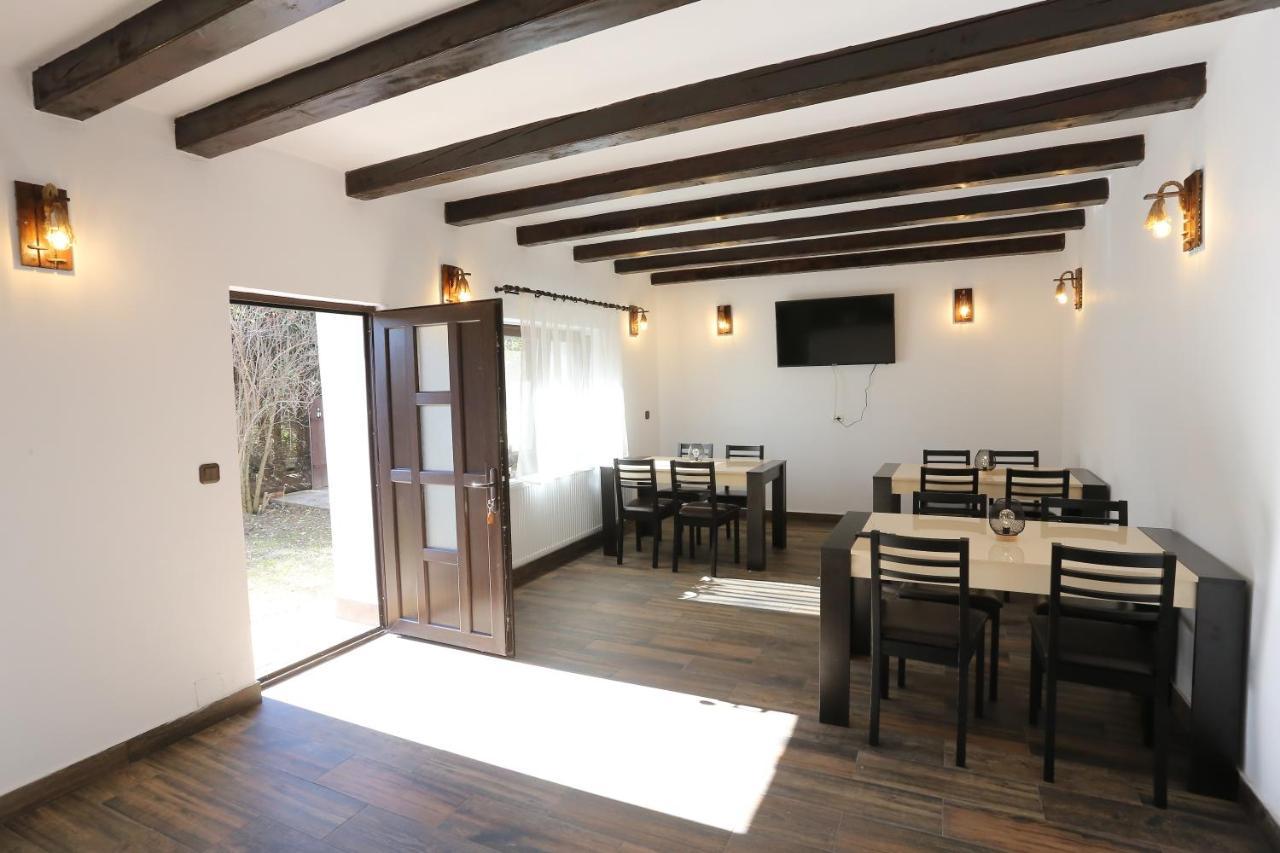 Вилла Casa Morii Ohaba Экстерьер фото